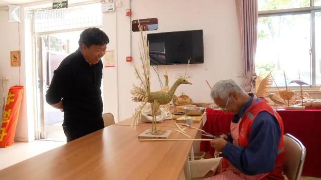 这位78岁老人在崇明乡间建了一座手工艺品展厅(图5)