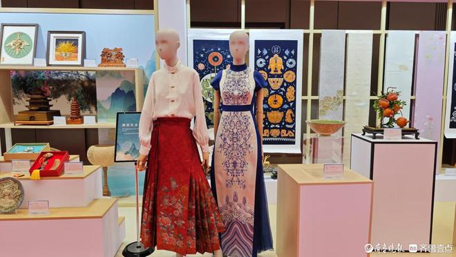 沉浸式感受“她力量”！手工艺品展亮相上合组织妇女论坛(图5)